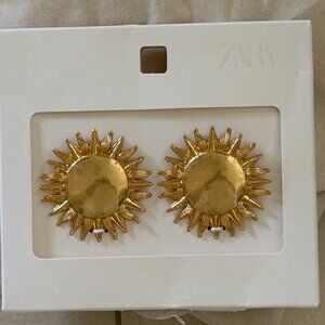 Zara Sunburst Earrings